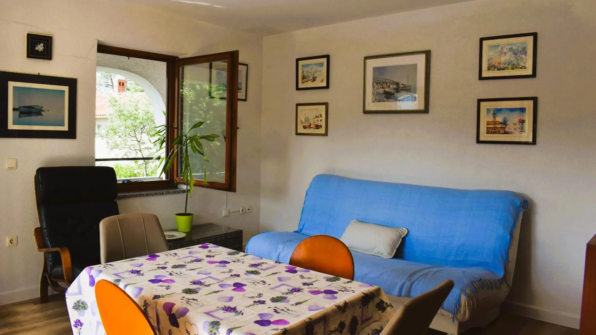 Merlak- City Center Apartment Malinska 0*,  Croatia
