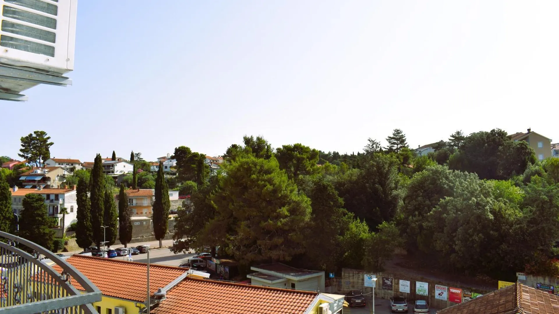 Merlak- City Center Apartment Malinska