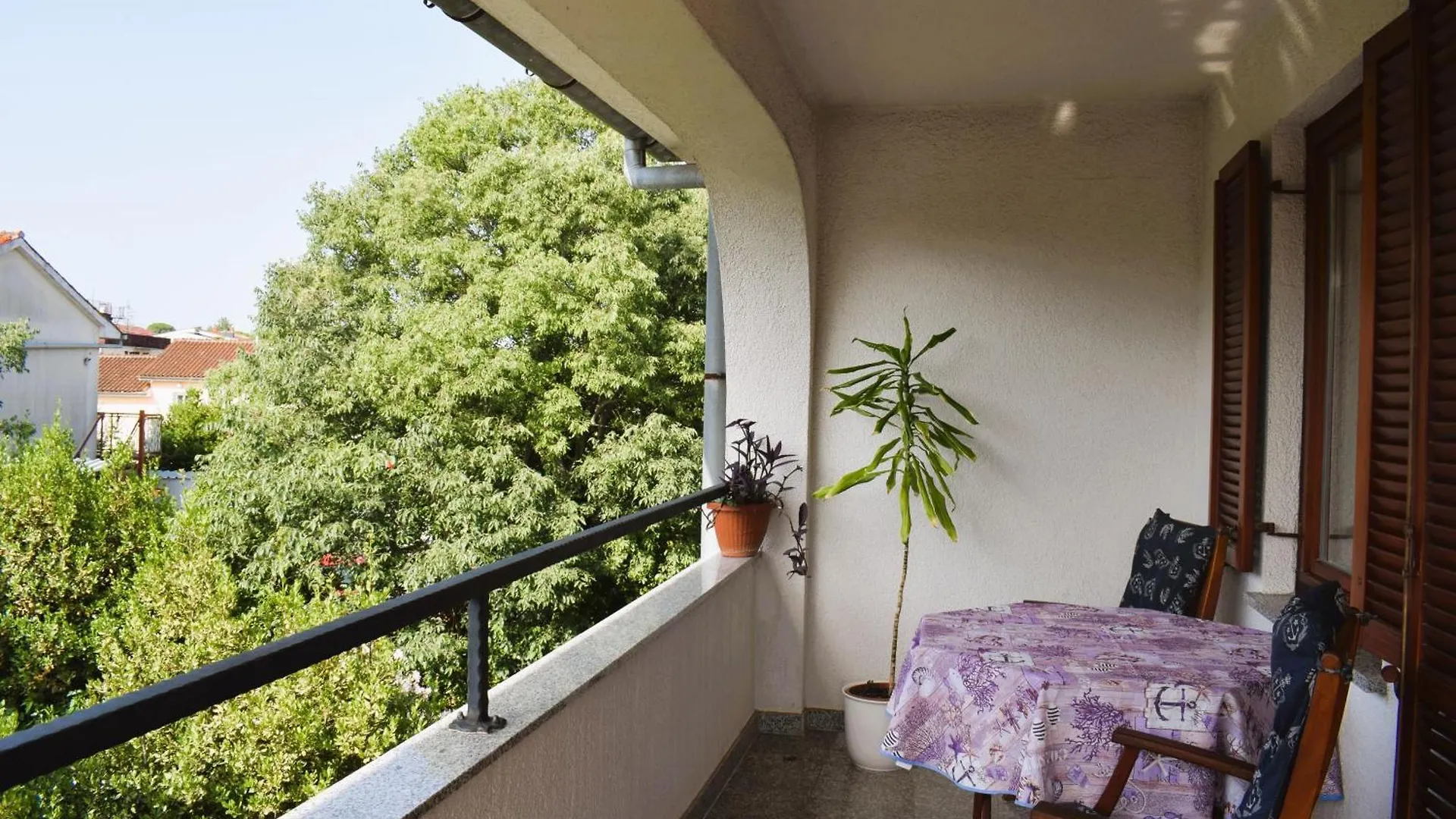 Merlak- City Center Apartment Malinska